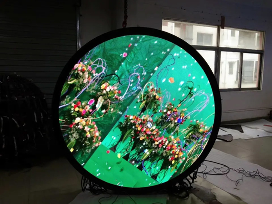 두배는 화면 원형 형태를 광고하는 400W 야외 비디오를 측면을 댔습니다