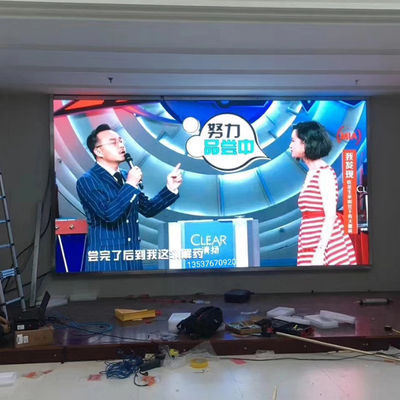 TV 스튜디오를 위한 0.48 킬로그램 LED 디스플레이 비디오 월, P2.5 주도하 패널