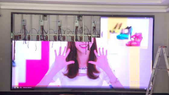 벽 고정 이음매 없는 P1.5 SMD2121 LED 울트라 슬림 디스플레이