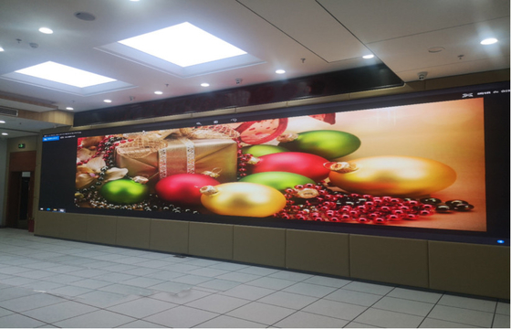 고해상 P1.25mm 실내 조정 LED 스크린 640*480 알루미늄 내각