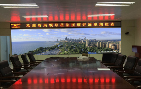고해상 P1.25mm 실내 조정 LED 스크린 640*480 알루미늄 내각