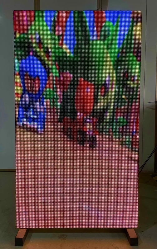 RGB 신호 실내 주도하는 화면 P4 풀 컬러 640x1120MM 광고판